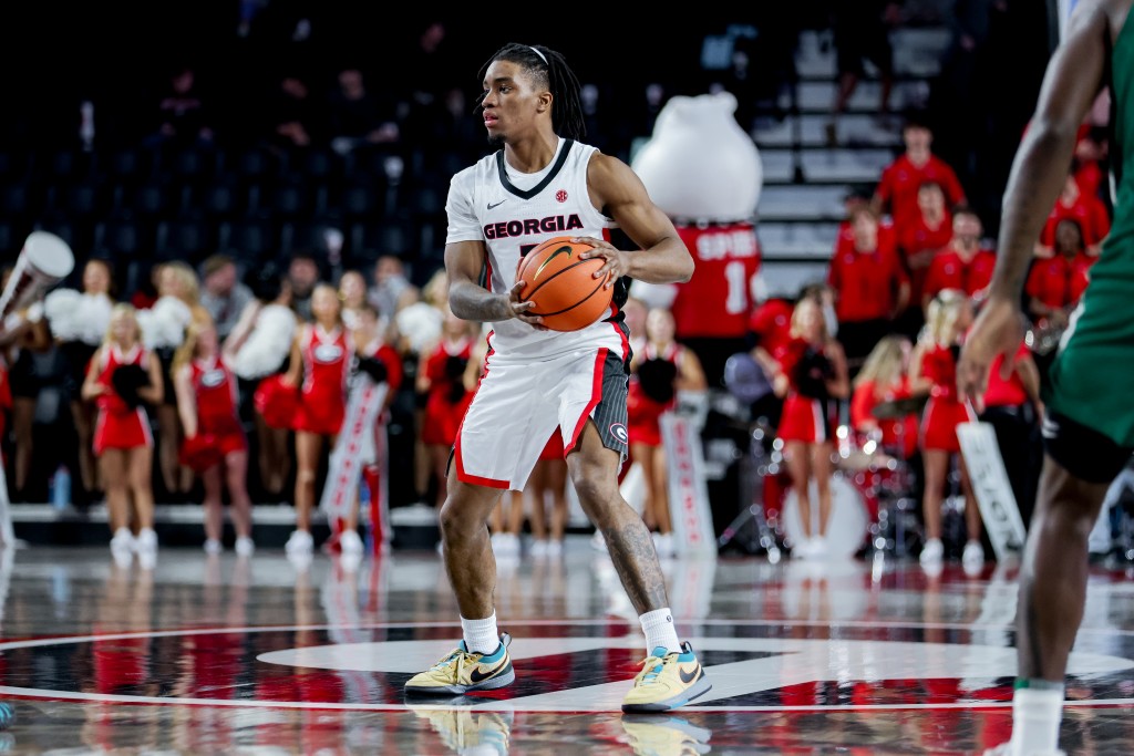 Clemson Edges Georgia 97-94 in Overtime for Charleston Classic Win