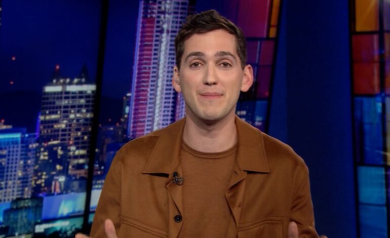 Comedian Matt Friend Delivers Hilarious Obama Impression Live