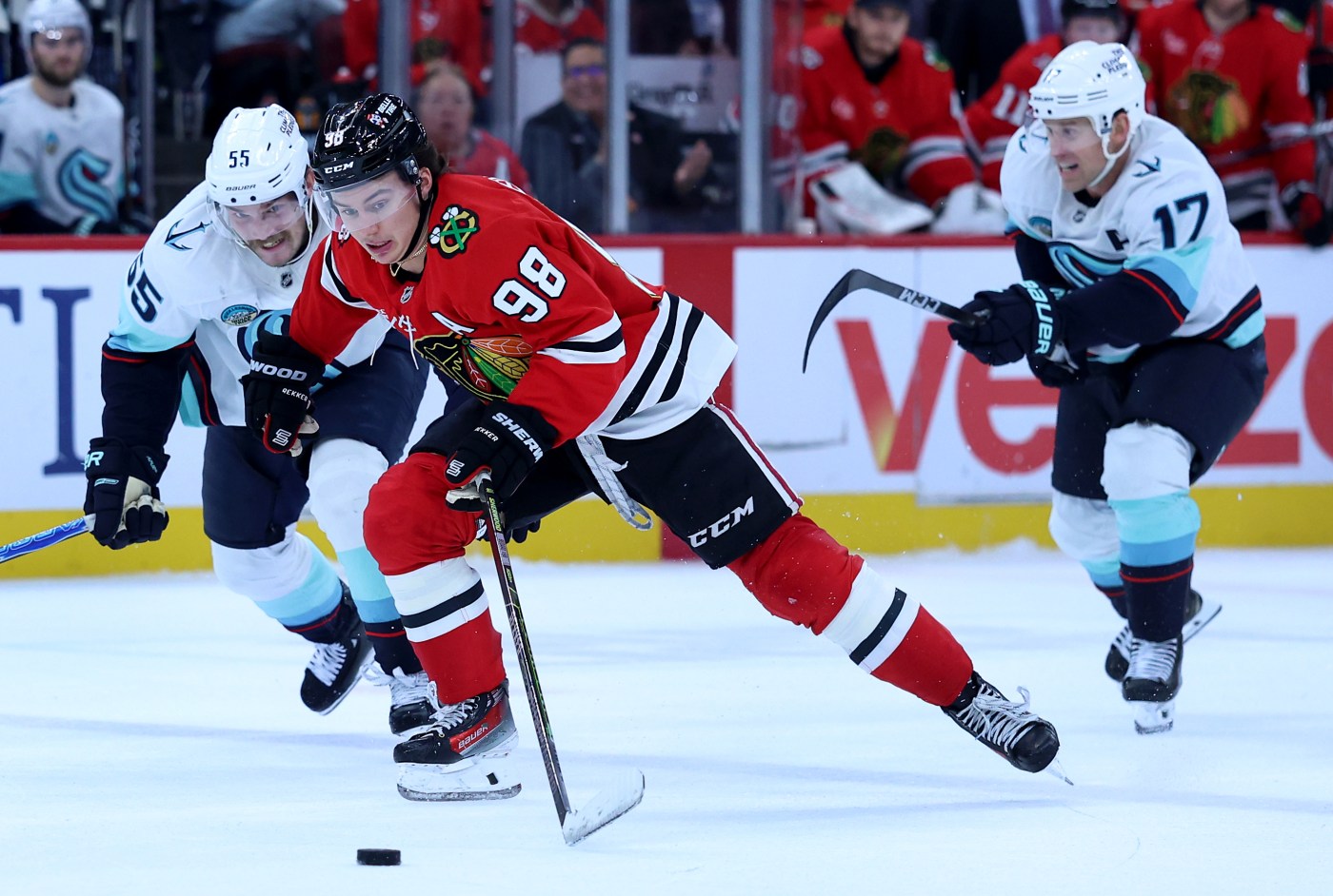 Congress Demands Epstein Files as Chicago Faces Local Turmoil