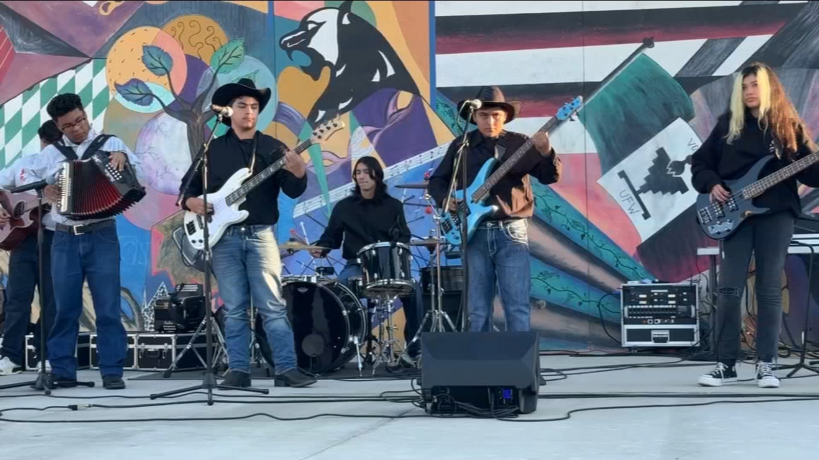 Conjunto Pantera: High School Band Revives Hispanic Music Tradition