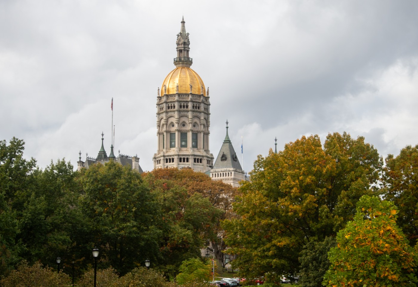 Connecticut Senate Republicans Award $180,000 in Bonuses Amid Budget Surplus