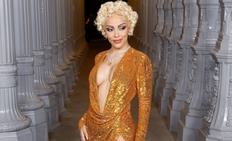 Doja Cat Stuns Fans with Bold Pink Thong Look at Concert