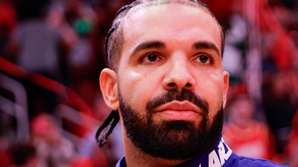 Drake Likes Halsey’s Kendrick Clip, Fans Speculate About Feud