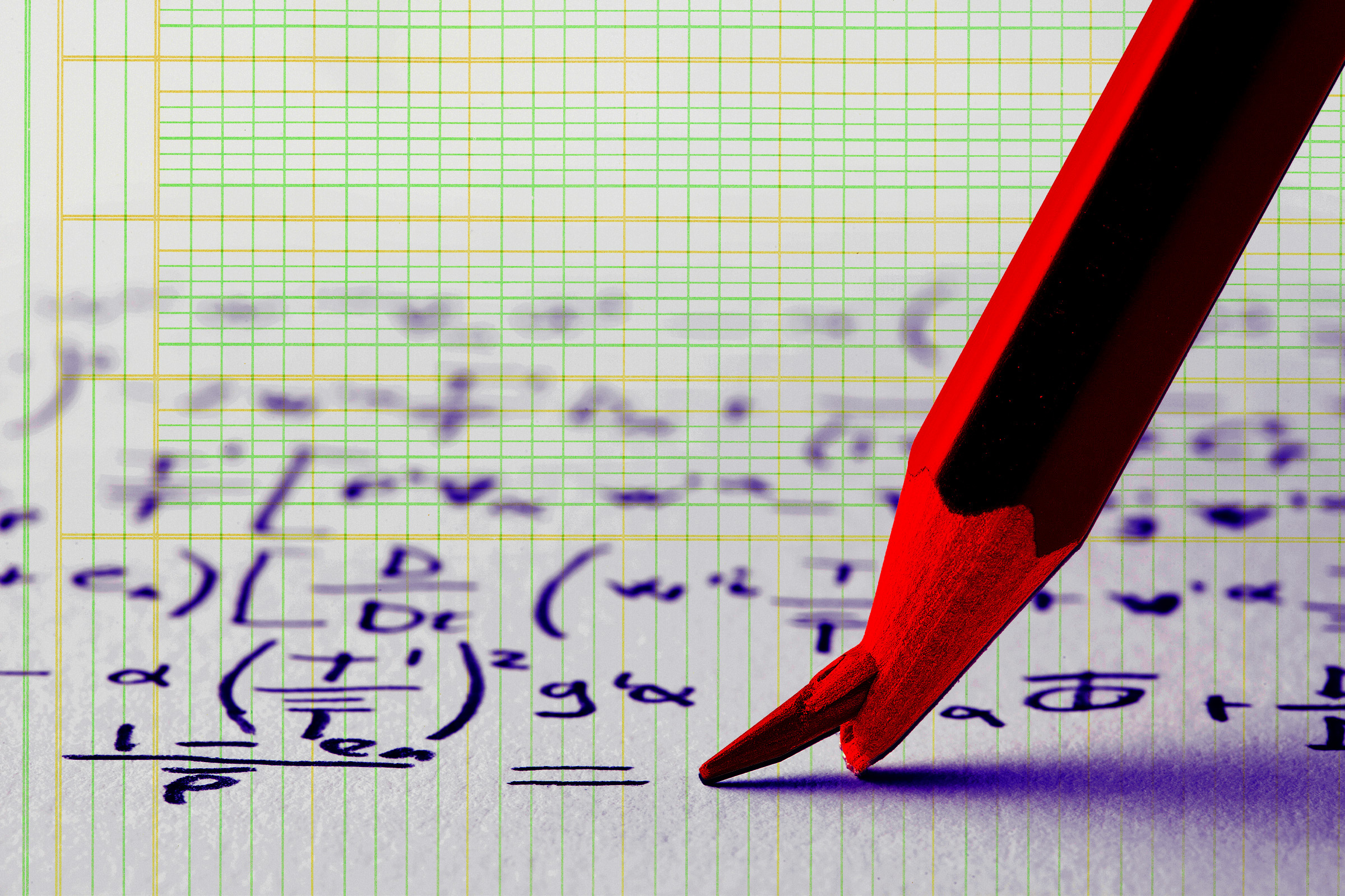 Expert Links Decline in Student Test Scores to Laptop Use