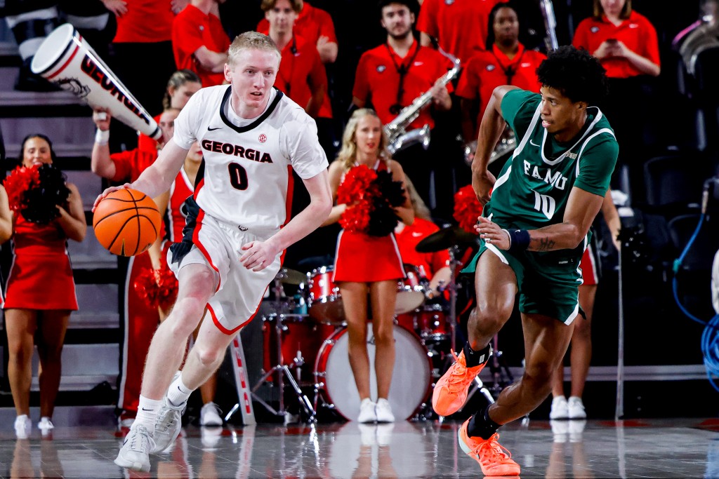 Georgia Bulldogs Dominate Florida A&M 87-57 in Urgent Showdown