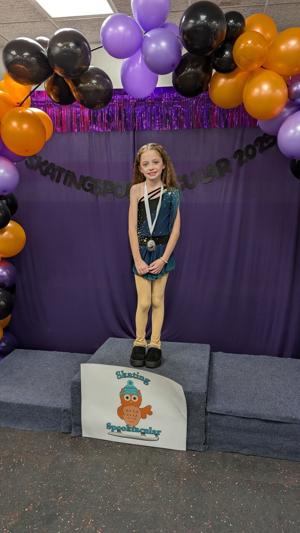 Hess Figure Skating Club Wins 5 Gold Medals at Spooktacular