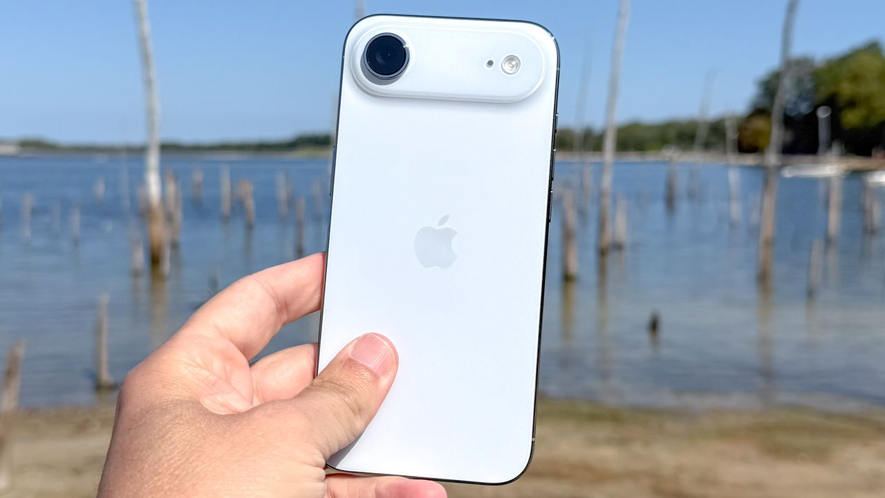 iPhone Air 2 Launch Delayed Indefinitely Amid Sales Concerns