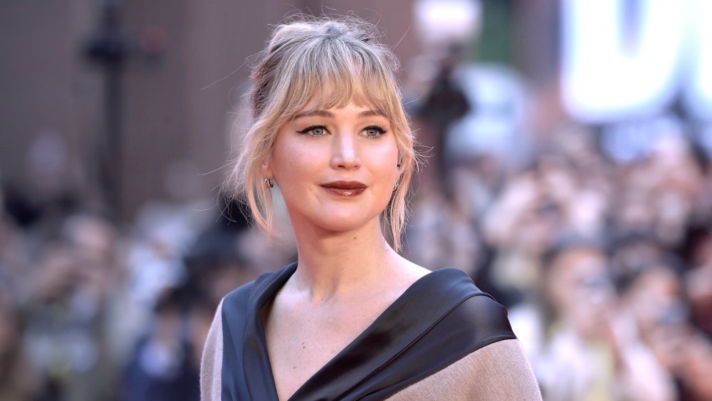 Jennifer Lawrence Opens Up About Postpartum Depression Struggles