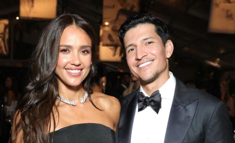 Jessica Alba Officially Debuts with Danny Ramirez on Instagram