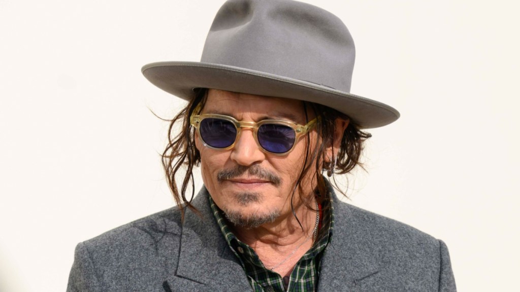 Johnny Depp Teases Pirates Comeback: “That’d Be Fun”