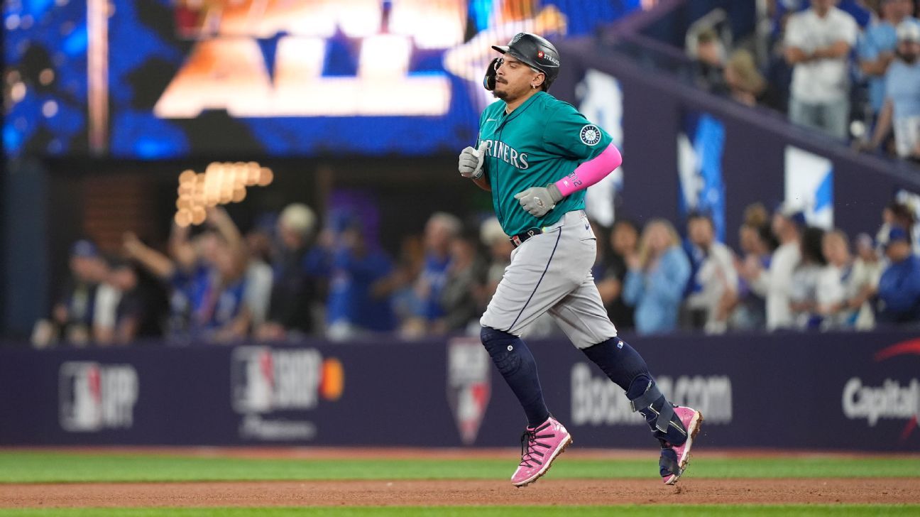 Josh Naylor Signs 5-Year Deal with Mariners, Aims for World Series