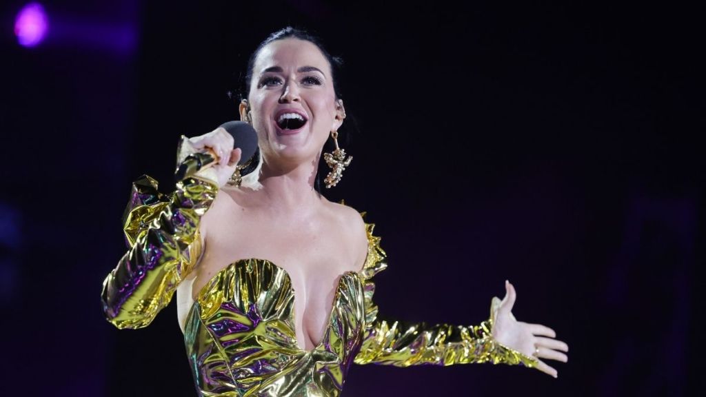 Katy Perry Sparks Romance Rumors with Justin Trudeau Amid Split