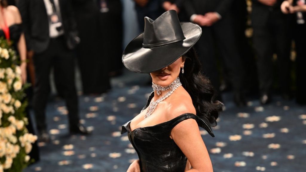 Kim Kardashian Could Co-Host 2026 Met Gala — Major Buzz Builds