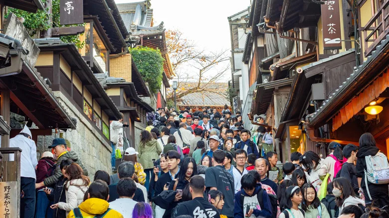 Kyoto Introduces New Accommodation Tax to Tackle Overtourism