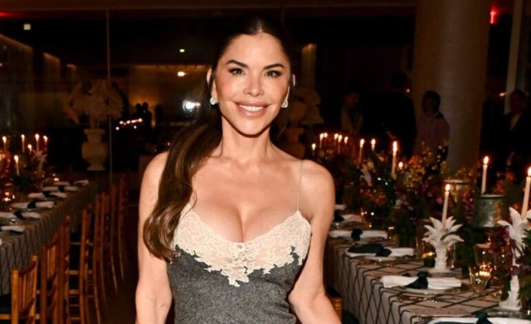 Lauren Sanchez Turns Heads in Vintage Dior Minidress at Event