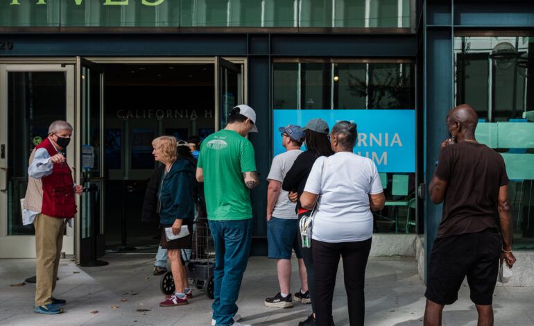Long Lines Mark Voting Day for Proposition 50 in Sacramento