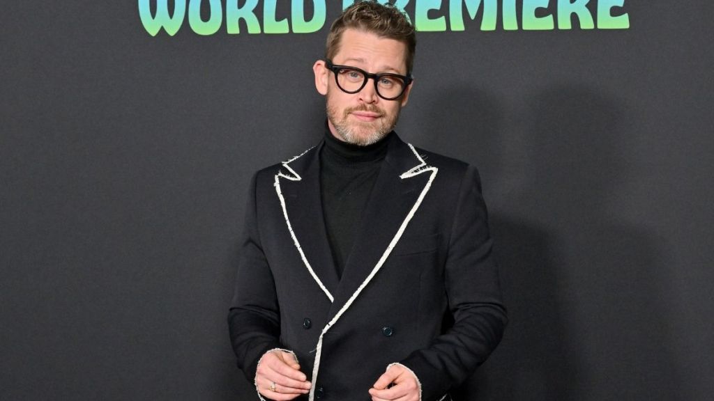 Macaulay Culkin Booed for Controversial Die Hard Christmas Claim