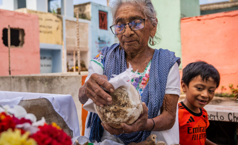 Mexican Town of Pomuch Faces New Challenges on Day of the Dead