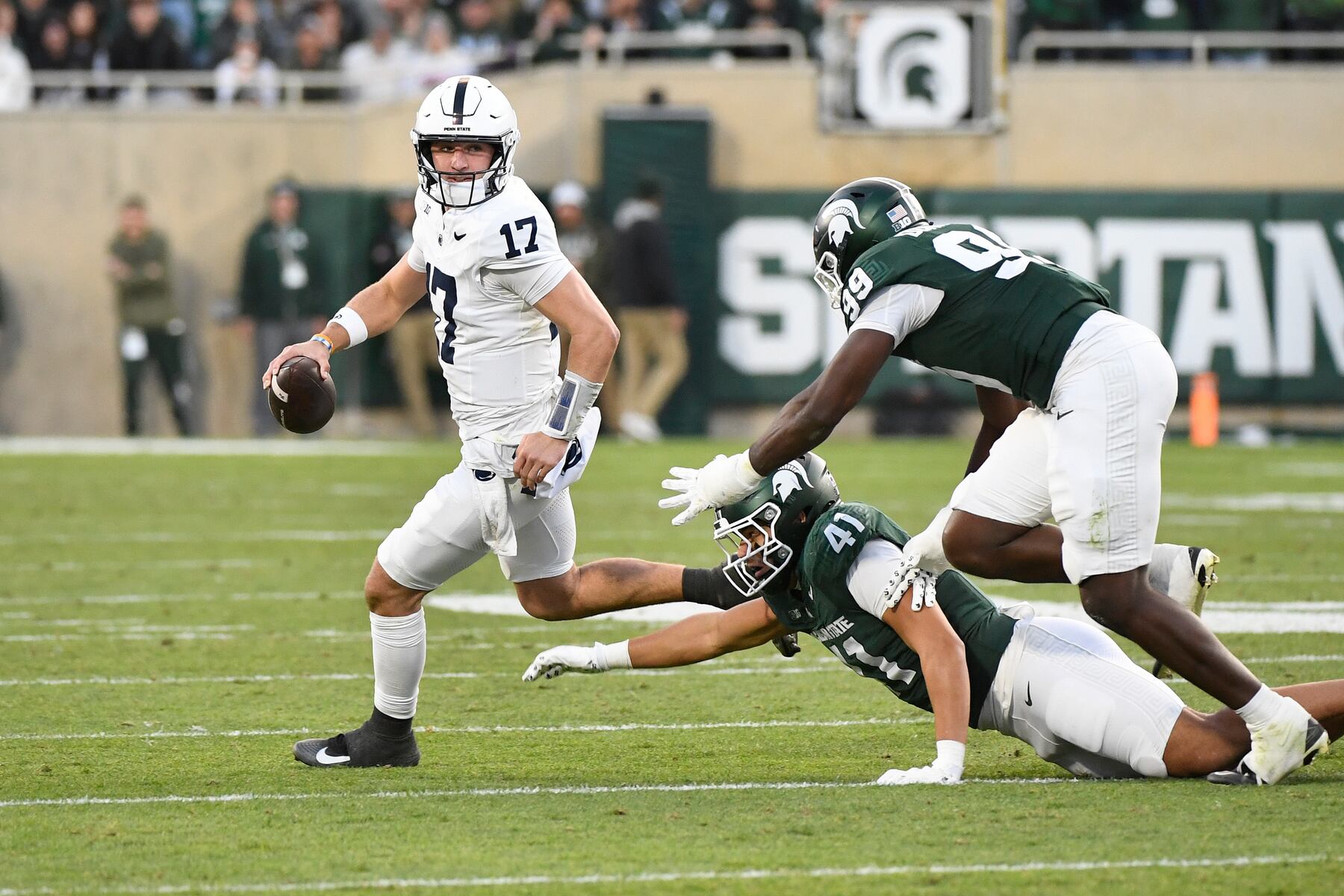 Michigan State’s Defense Falters Late in 28-10 Loss to Penn State