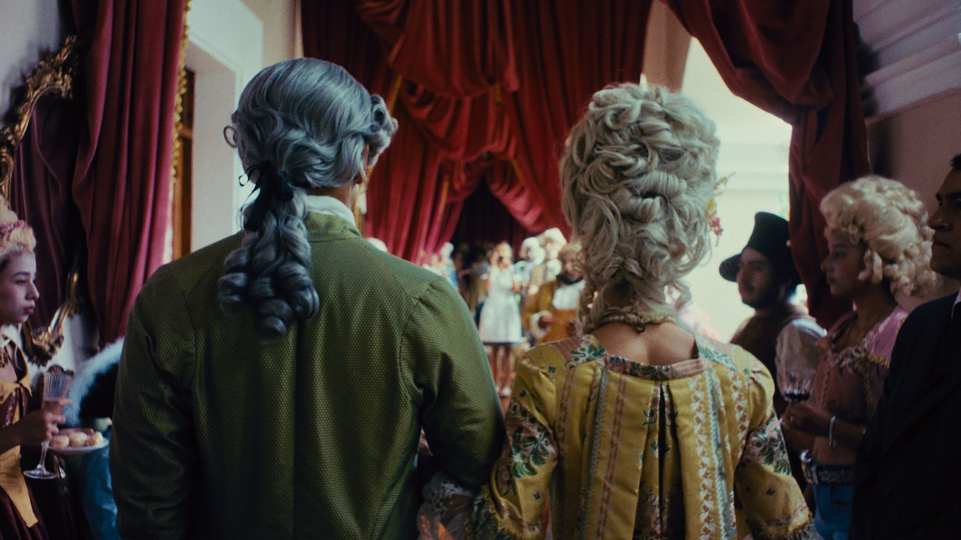 New Film ‘Versalles’ Premieres at Tallinn Festival, Satirizing Power