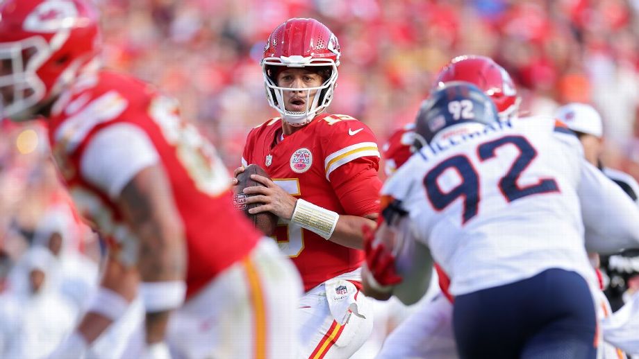 NFL Week 11: Chiefs Favored at Broncos, Dolphins in Madrid