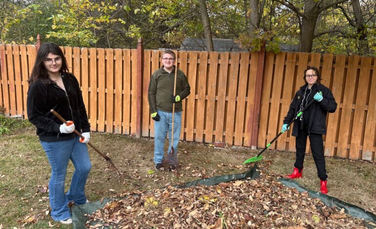 North Olmsted Students Volunteer for Leaf Pickup During PSAT
