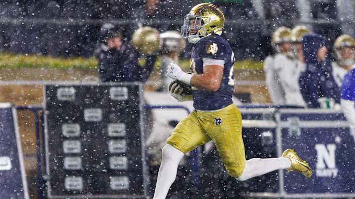 Notre Dame, Pitt Clash: Key Factors Ahead of Crucial Matchup