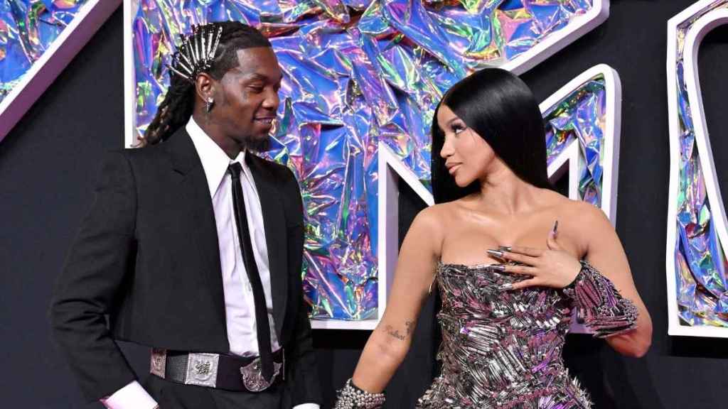 Offset Deactivates Instagram Amid Cardi B’s Paternity Drama