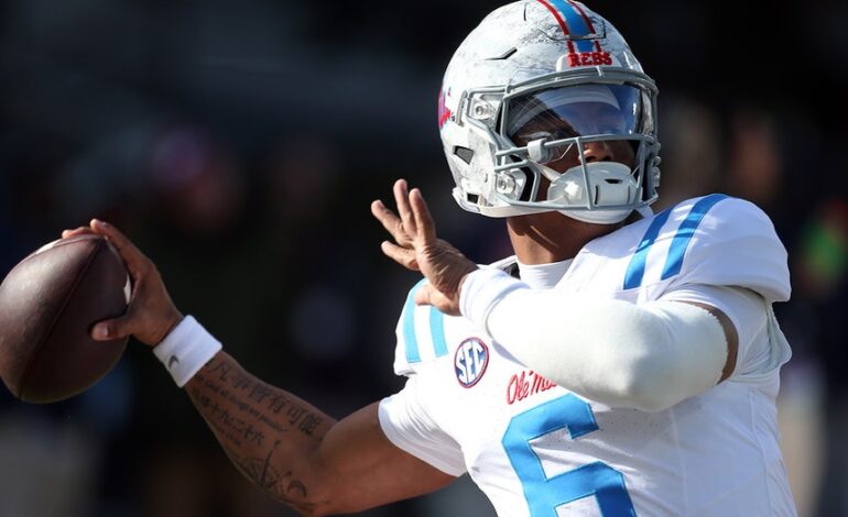 Ole Miss Jerseys Stolen by Mississippi State Fans Before Egg Bowl