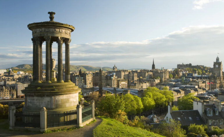 Photographers Urged to Explore Beyond Famous Views – New Insights