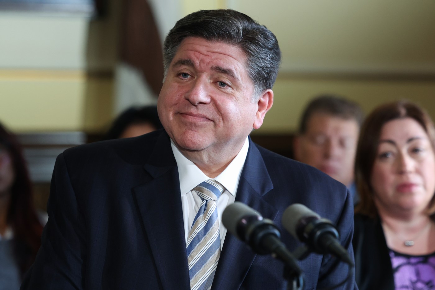 Pritzker Advocates for Homeowners’ Insurance Oversight After Bill Fails
