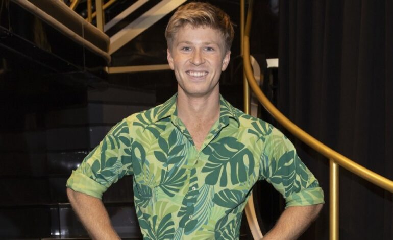 Robert Irwin Nearly Dies on DWTS After Choking on Confetti