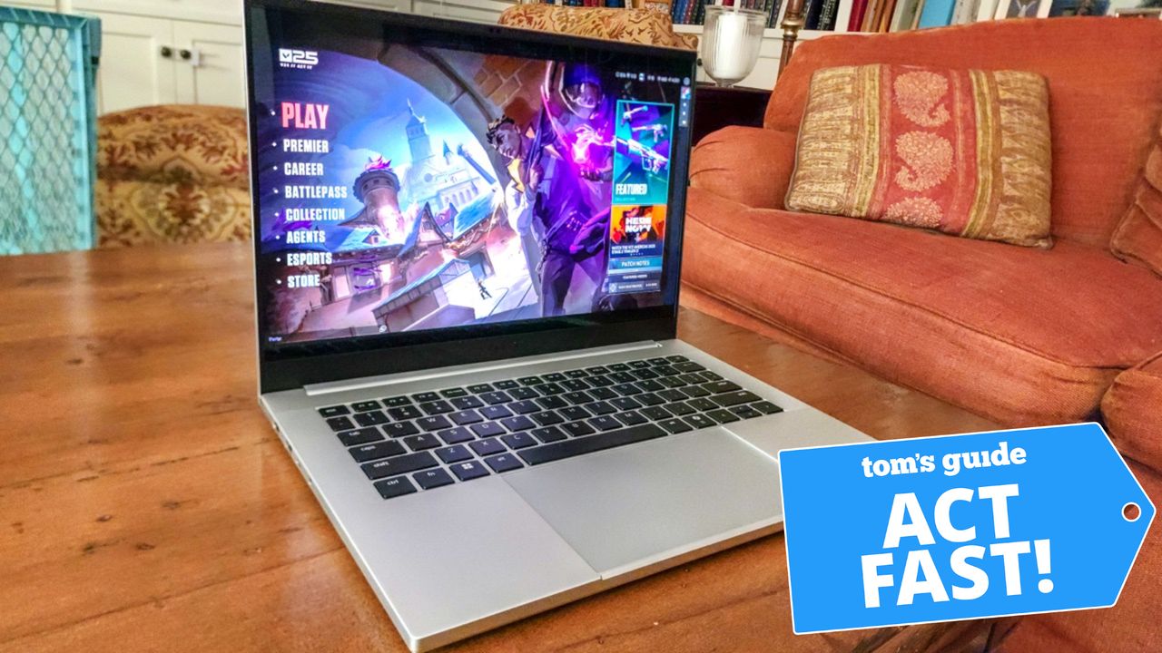 Score Razer’s RTX 5070 Laptop for Nearly $1,000 Off This Black Friday