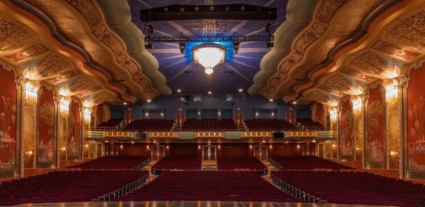 Seinfeld Fundraiser Shines Amid Paramount’s Budget Crisis