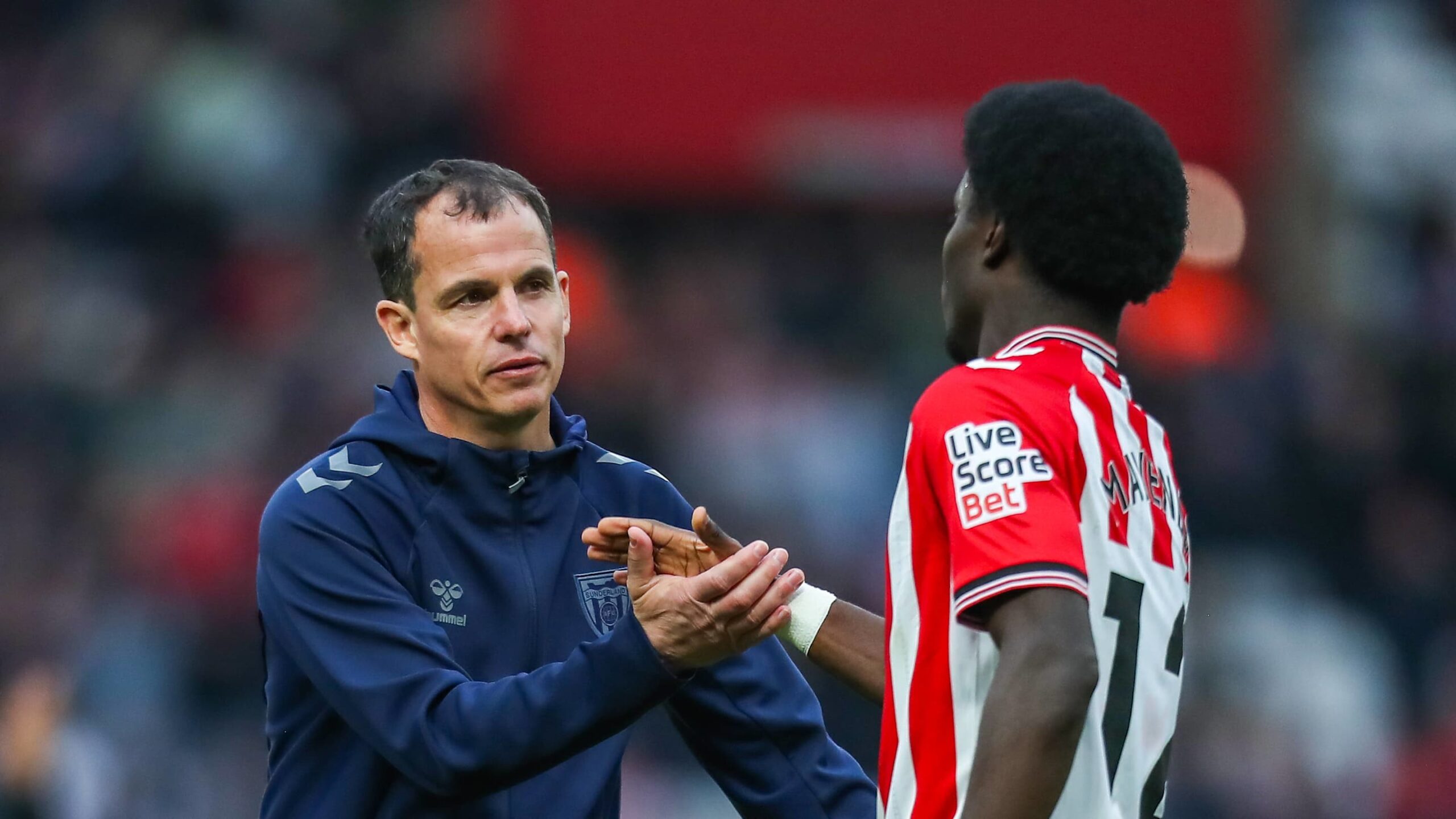 Sunderland Welcomes Back Key Players for Everton Clash