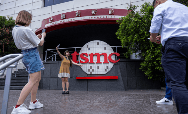 Taiwan Faces Dilemma Over Semiconductor Strategy and Security