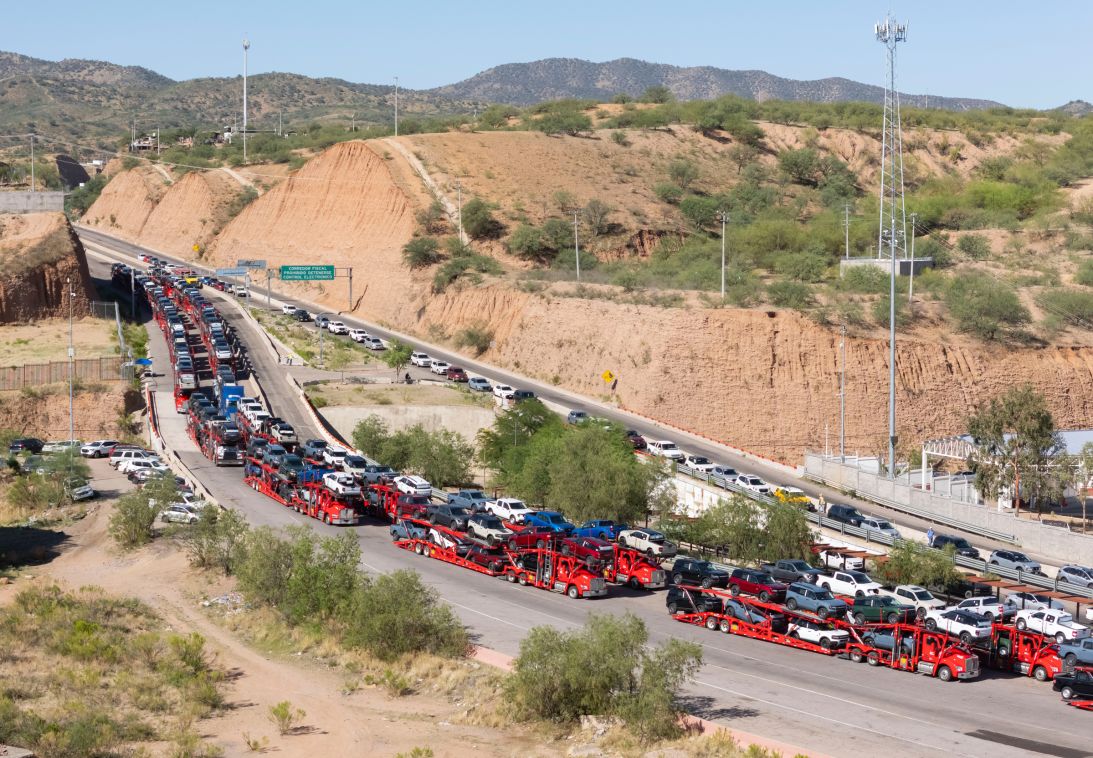 Tariffs and Regulatory Changes Boost Automakers’ Profit Outlook