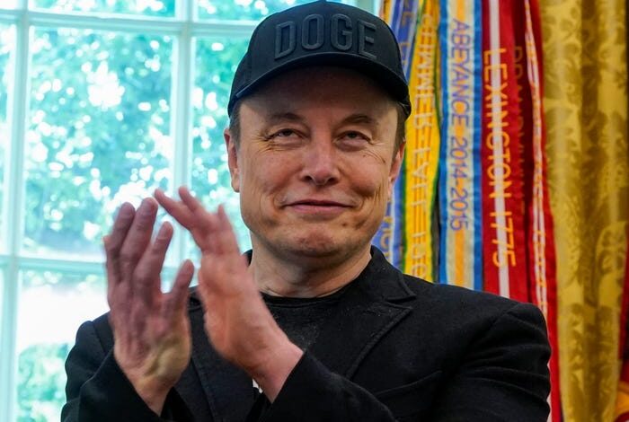 Tesla Shareholders Approve Elon Musk’s $1 Trillion Pay Deal