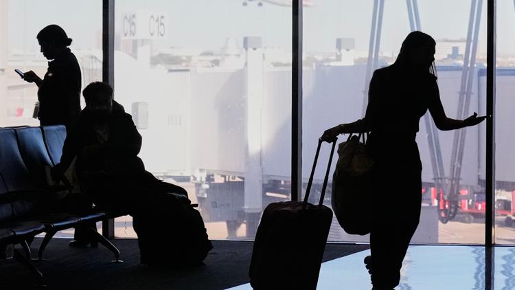 Thanksgiving Travel Surge: FAA Prepares for 360,000 Flights