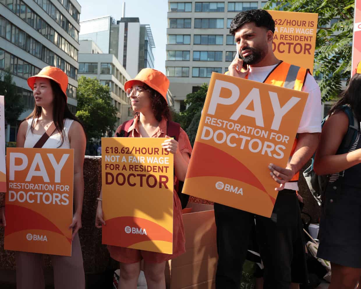Thousands of Resident Doctors Strike Over Pay Dispute in England
