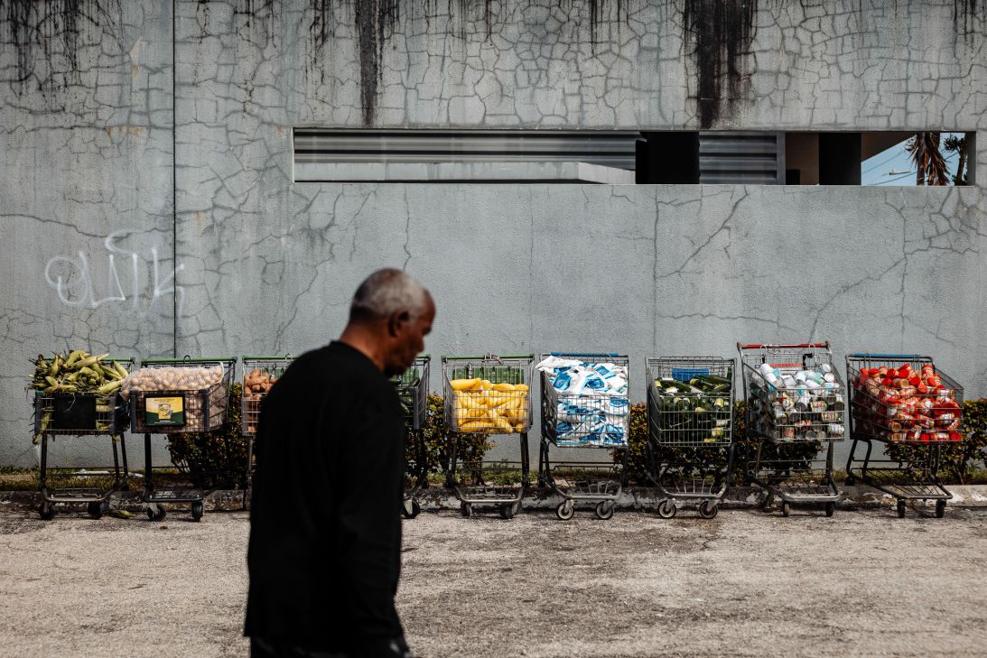 U.S. Government Shutdown Hits Record 36 Days, Millions Suffer