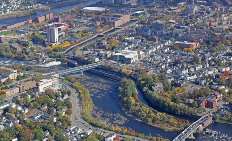 UMass Lowell and Braven Launch Career Accelerator for Students