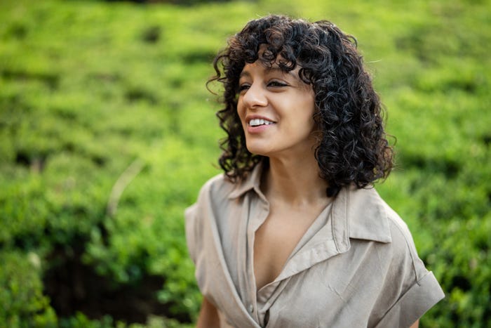 Urgent: Curly Hair in the Workplace Sparks Bias Debate Now