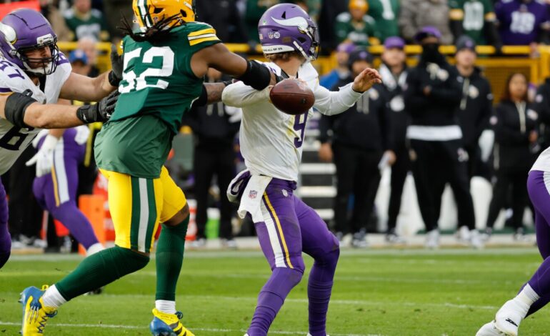 Vikings Face Crisis After McCarthy’s Struggles Lead to Defeat
