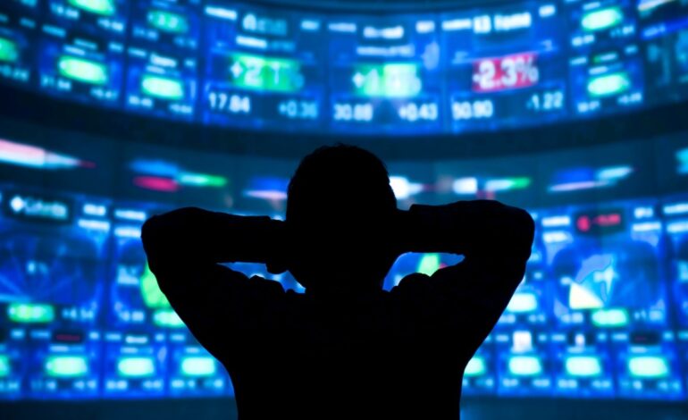 Wall Street Faces Decline as Tech Stocks Fall Amid AI Uncertainty