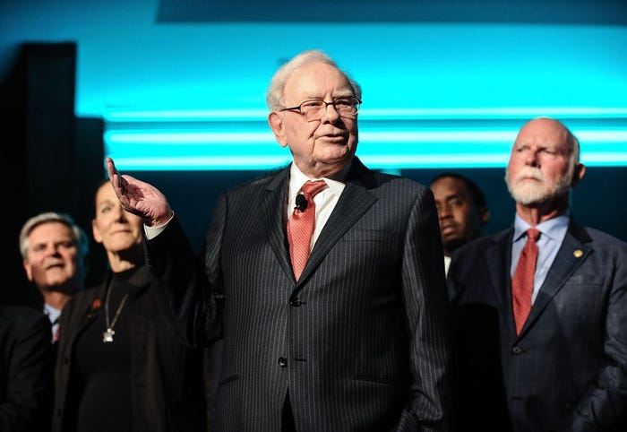 Warren Buffett’s Final Letter: A Heartfelt Farewell and Legacy