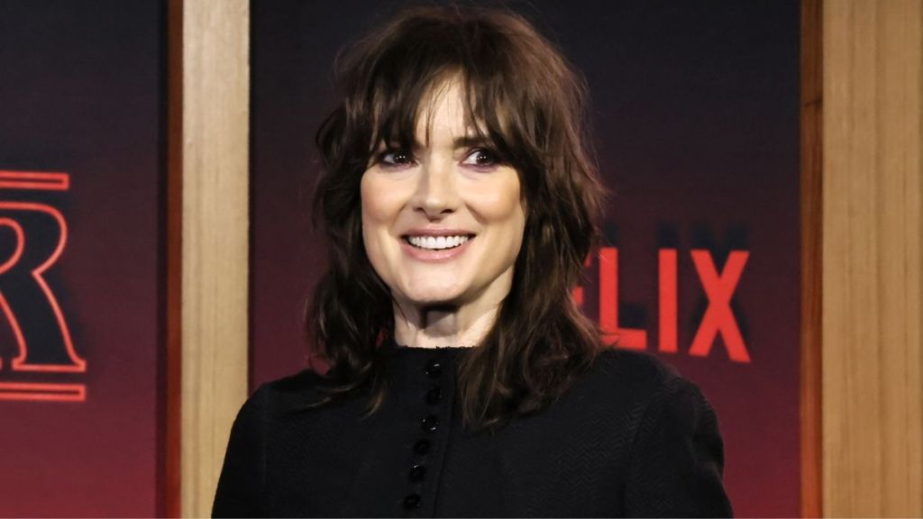 Winona Ryder Still “Crazy” About Scott Mackinlay Hahn After 15 Years