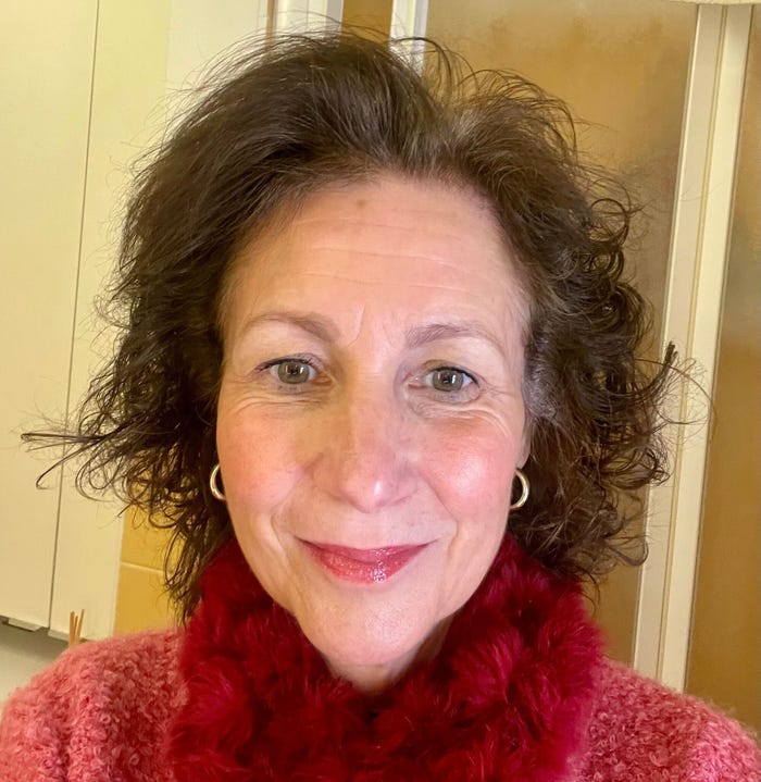 Woman Retires in Italy After Disappointing Paris Dream