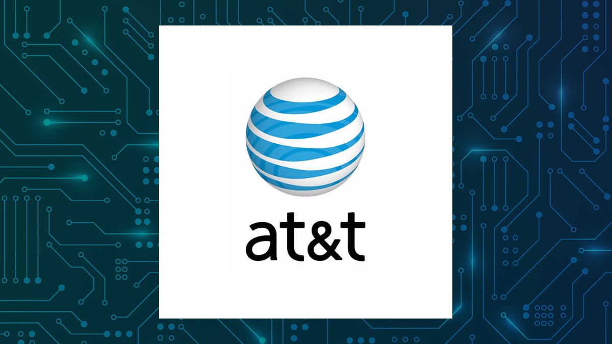 Zacks Research Lowers AT&T Earnings Forecast for Q1 2026