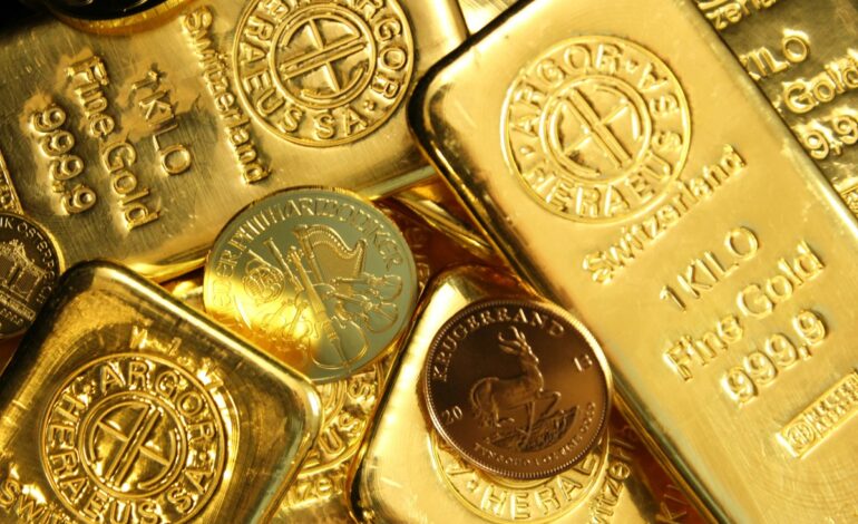 Analyst Predicts Gold Could Surge to $10,000 an Ounce Soon